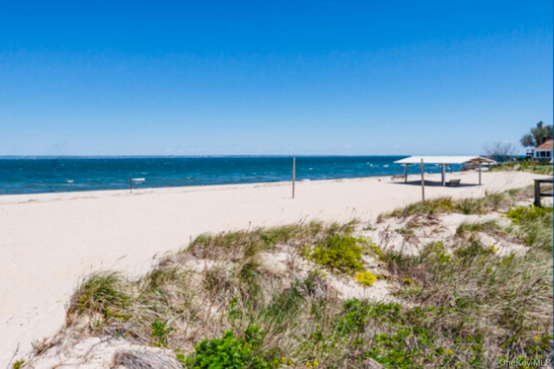 #16 photo, 11 7th Street, Bayville , NY 11709