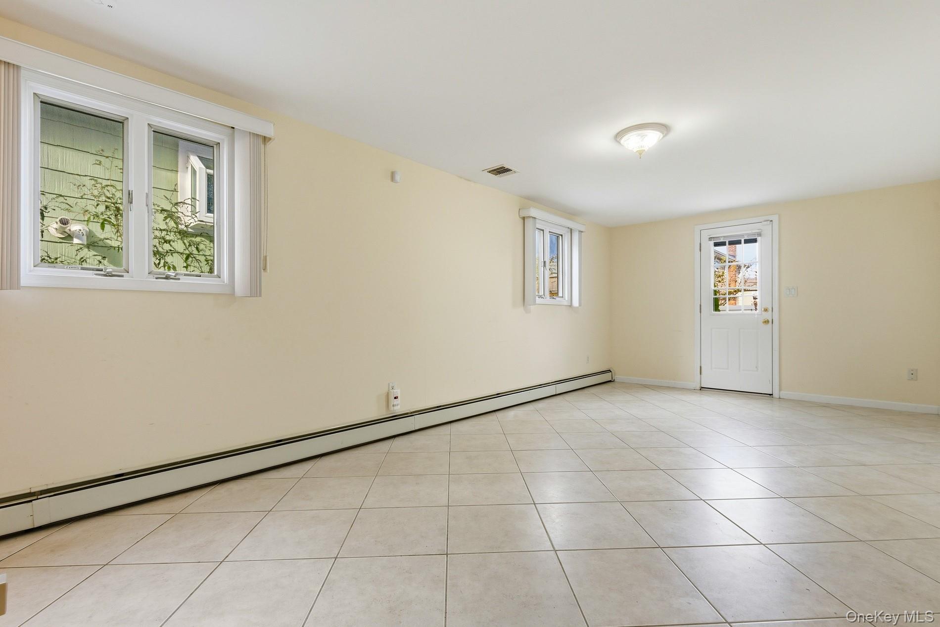 #18 photo, 11 7th Street, Bayville , NY 11709