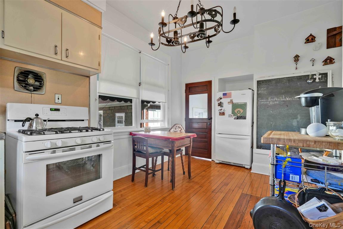 #20 photo, 86-09 104th Street, Richmond Hill North , NY 11418