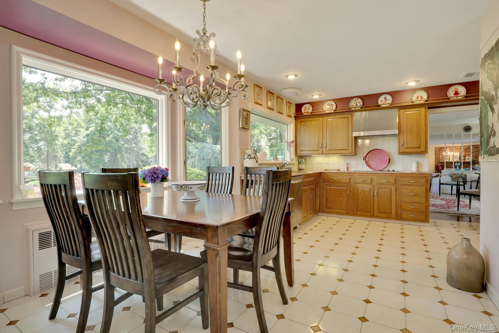 #15 photo, 24 Rolling Hill Road, Old Westbury , NY 11568