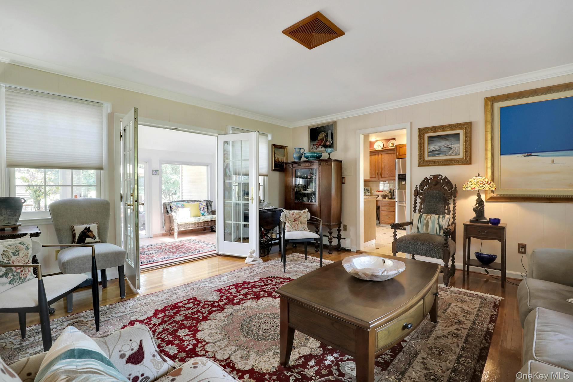 #18 photo, 24 Rolling Hill Road, Old Westbury , NY 11568