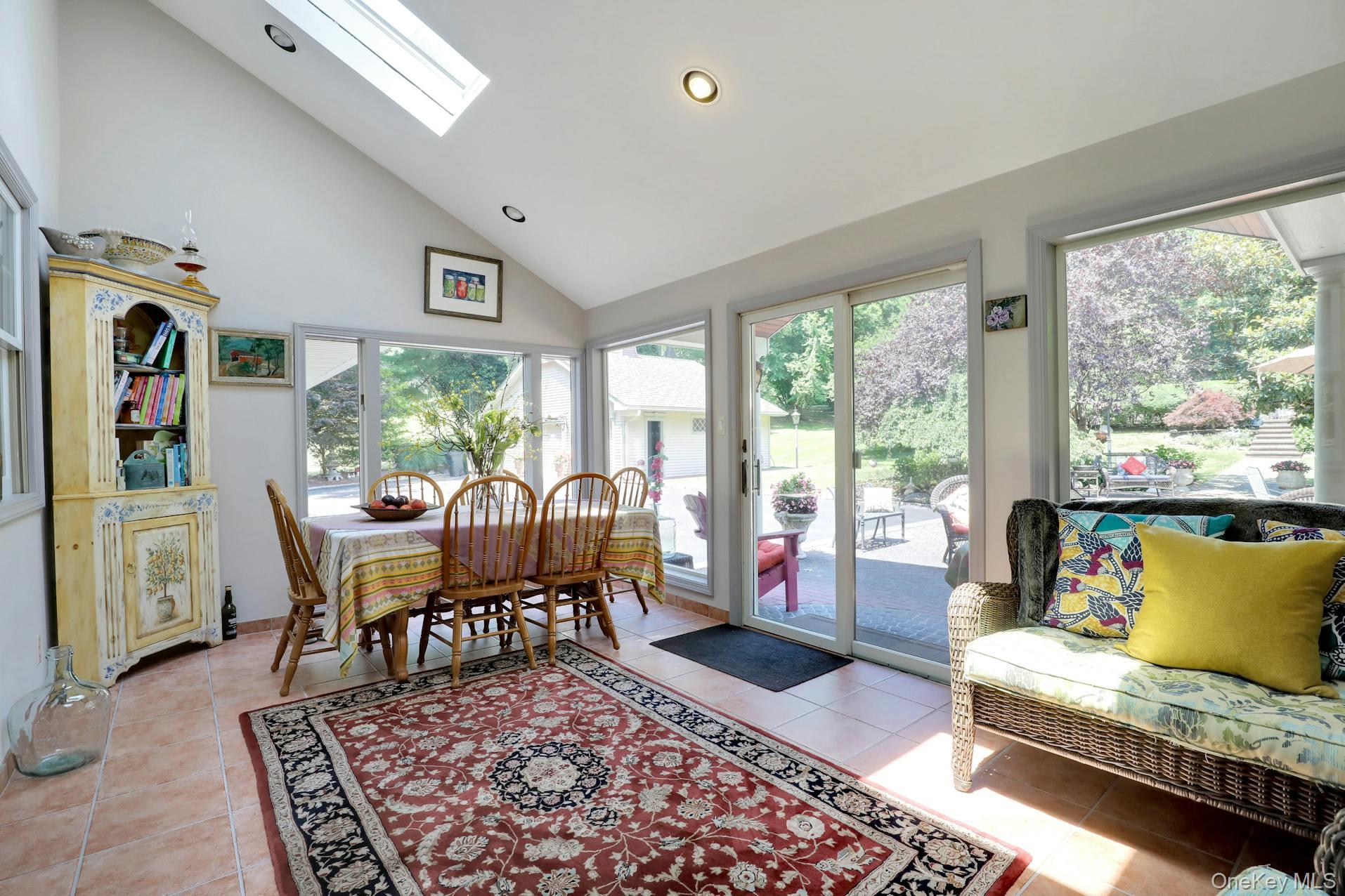 #19 photo, 24 Rolling Hill Road, Old Westbury , NY 11568