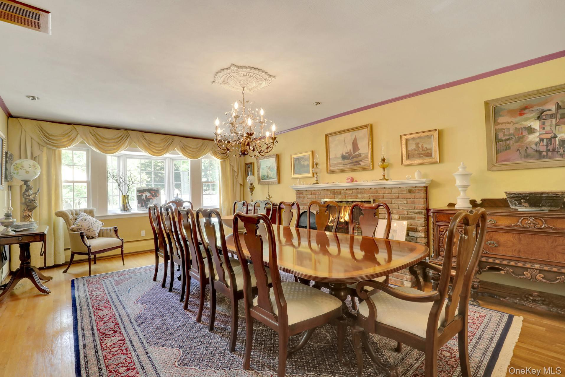 #8 photo, 24 Rolling Hill Road, Old Westbury , NY 11568