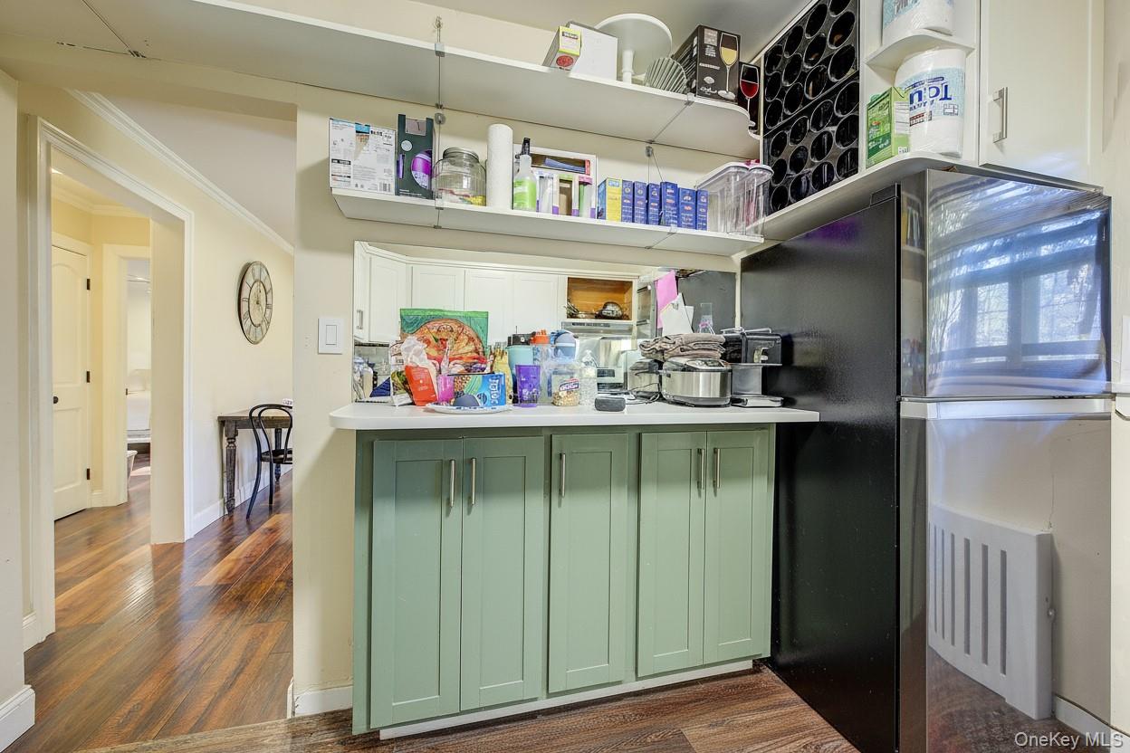 #14 photo, 219-28 75 Avenue, Oakland Gardens , NY 11364