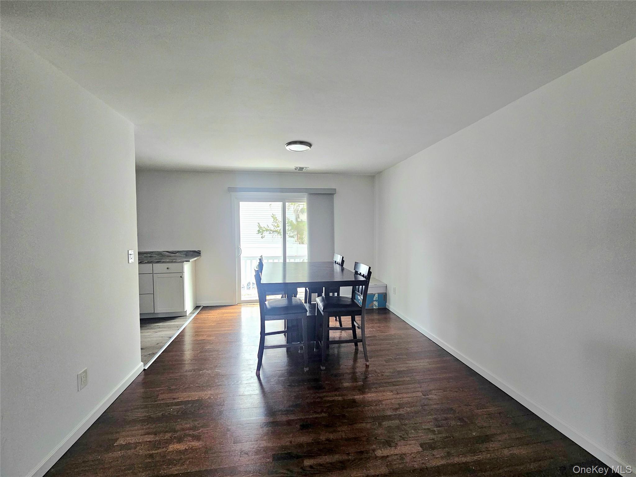 #11 photo, 31 Brookhaven Drive, サフォーク郡 Rocky Point , NY 11778