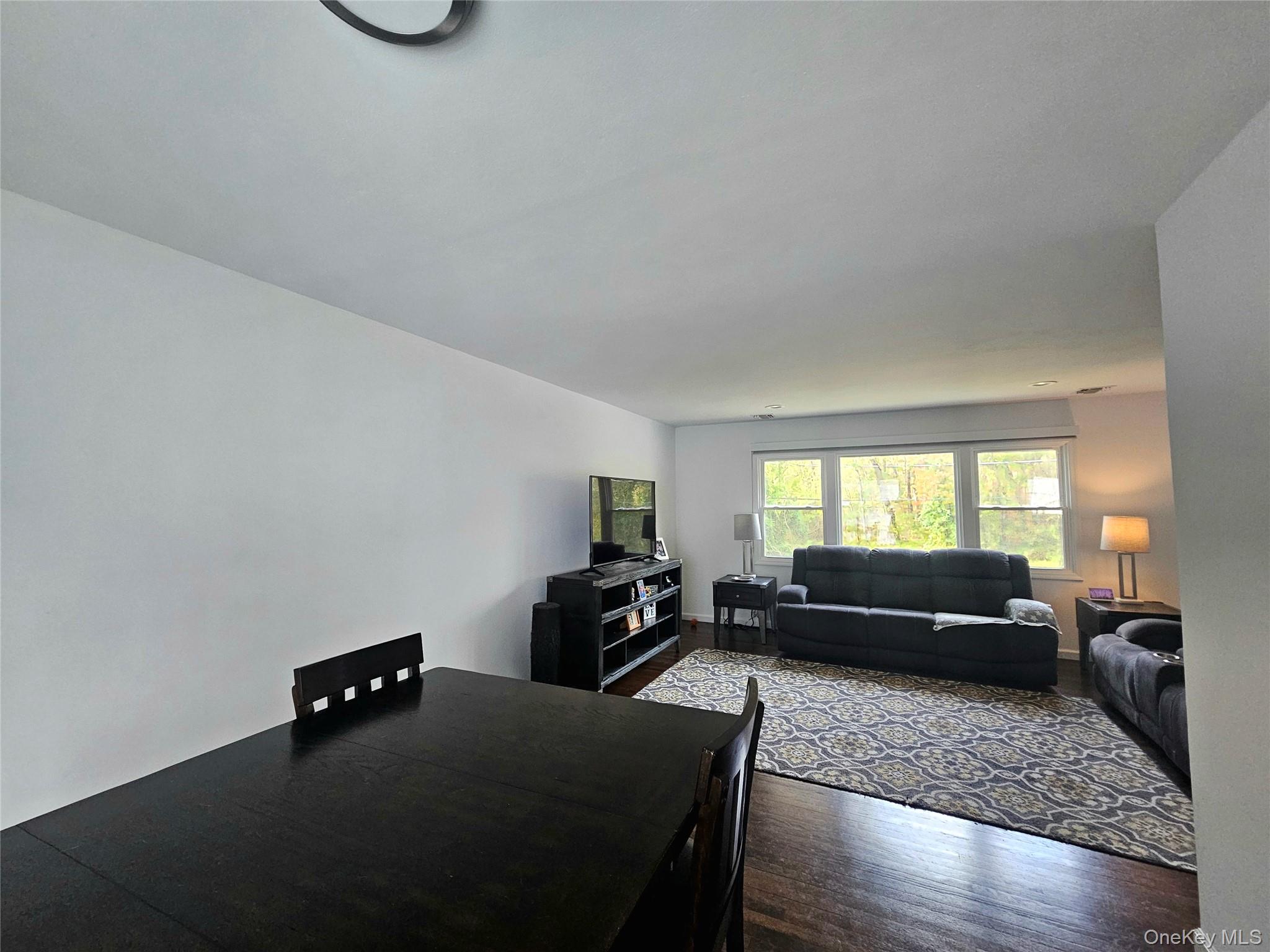 #12 photo, 31 Brookhaven Drive, サフォーク郡 Rocky Point , NY 11778