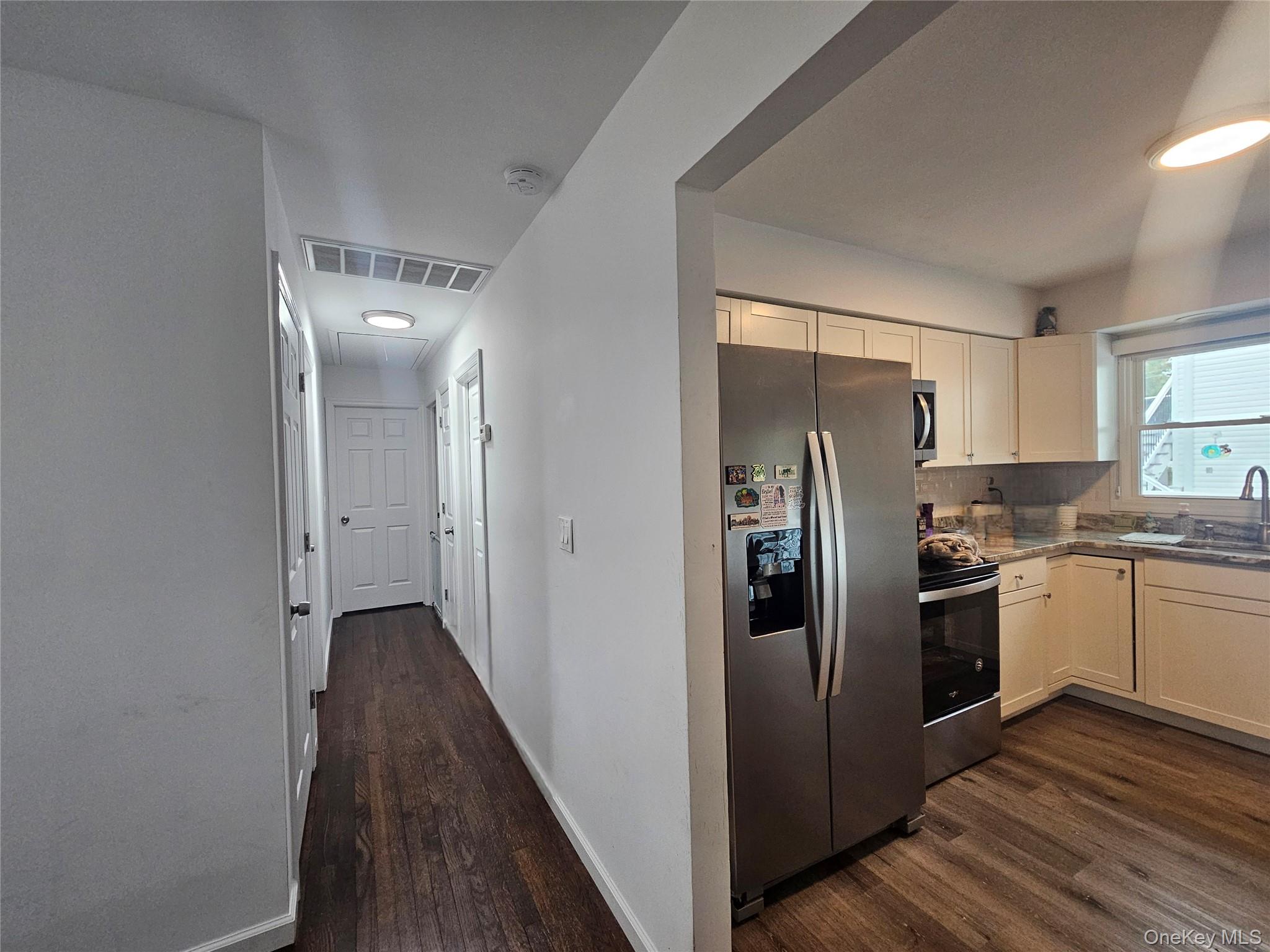 #13 photo, 31 Brookhaven Drive, サフォーク郡 Rocky Point , NY 11778