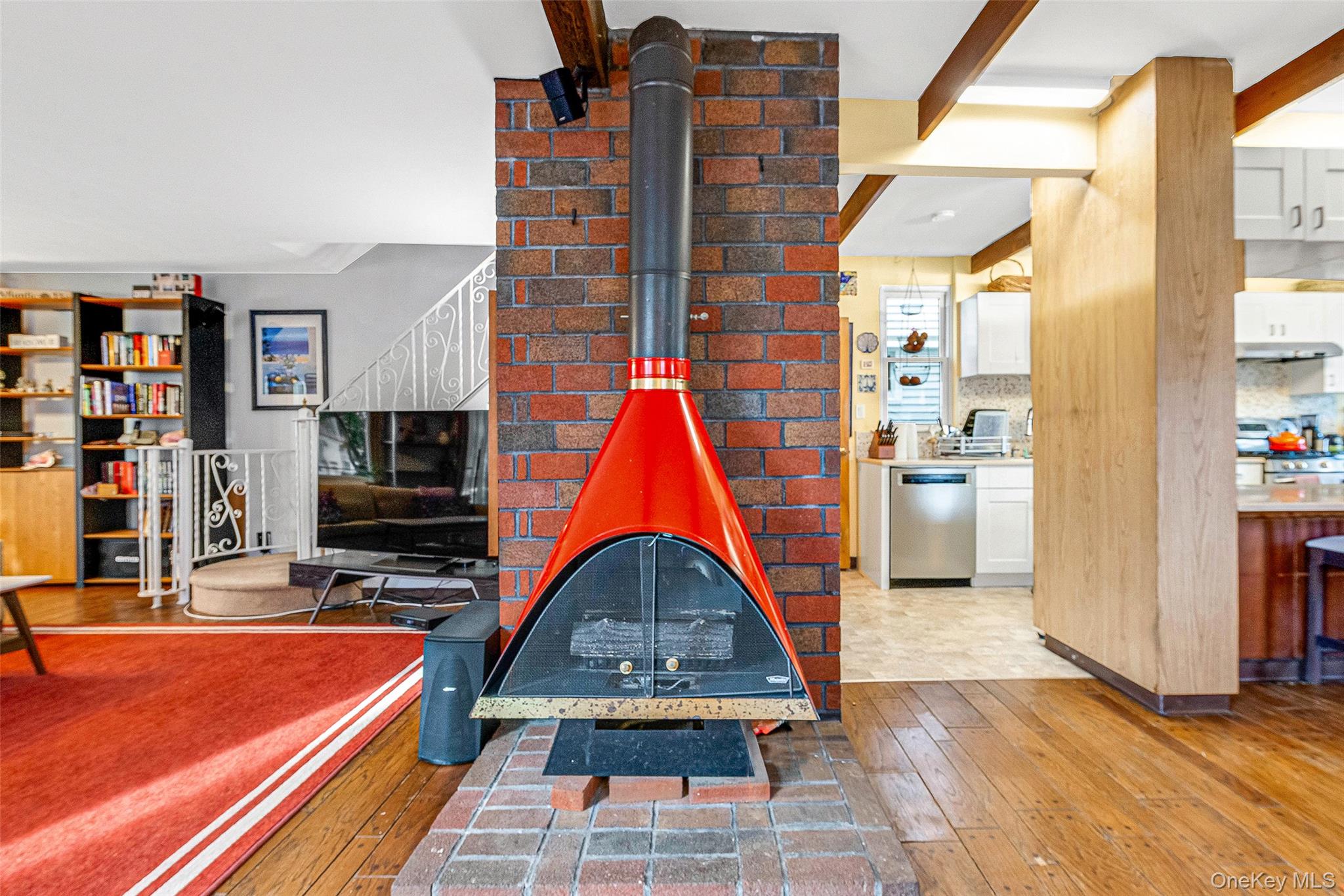 #11 photo, 70-15 Nansen Street, Forest Hills , NY 11375