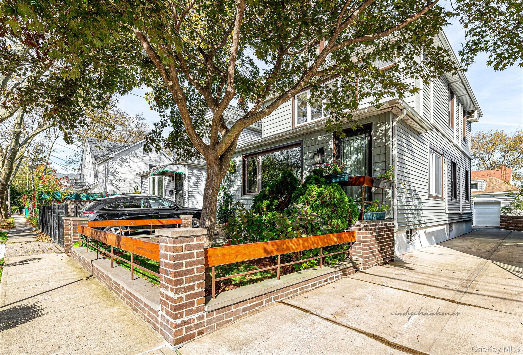 #3 photo, 70-15 Nansen Street, Forest Hills , NY 11375