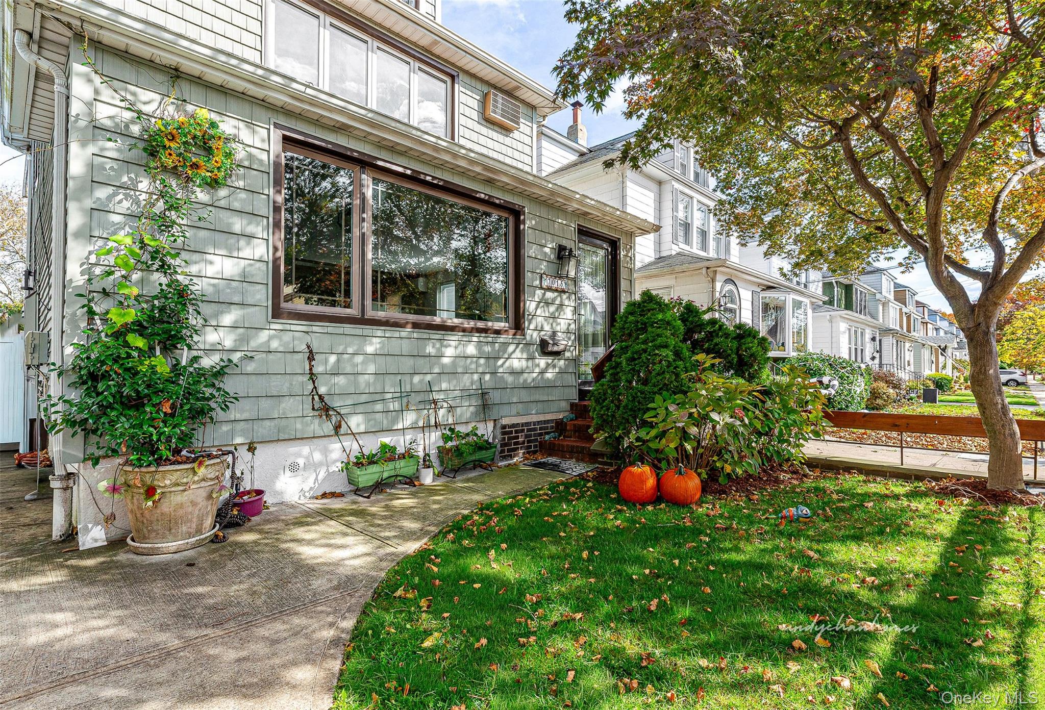 #4 photo, 70-15 Nansen Street, Forest Hills , NY 11375