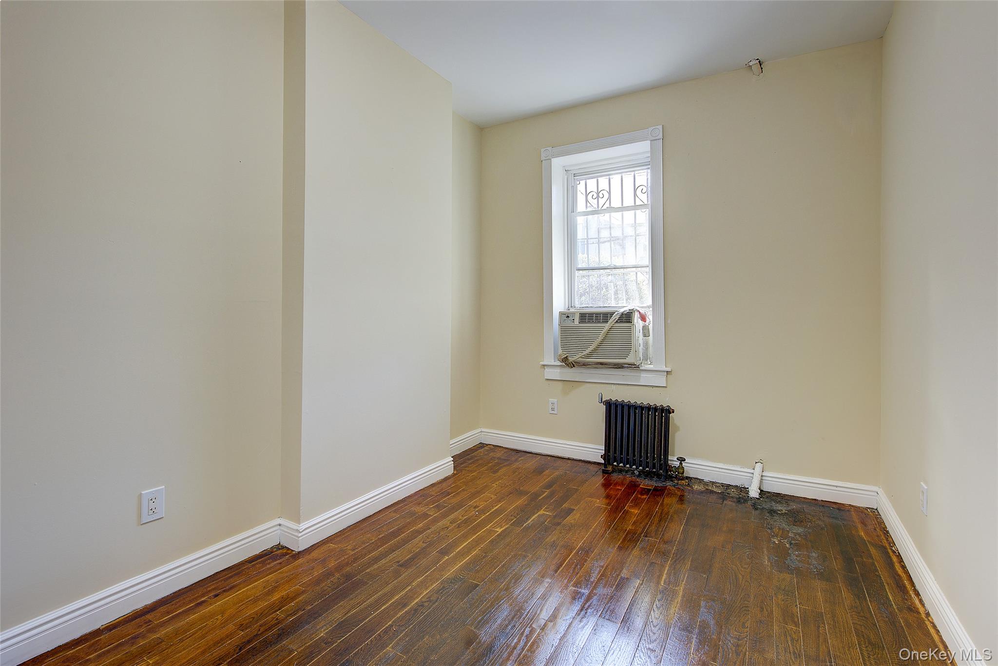 #17 photo, 346 Montauk Avenue, ブルックリン区 Brooklyn , NY 11208