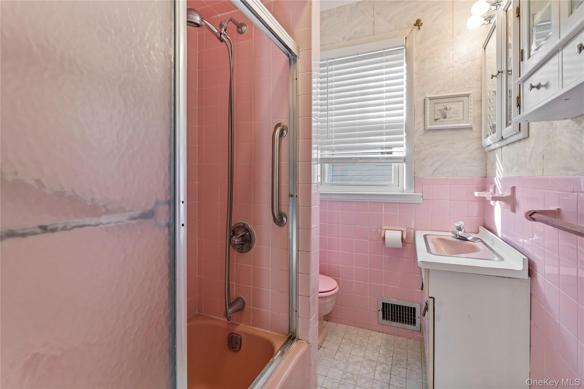 #19 photo, 20 Lincoln Street, New Rochelle , NY 10801