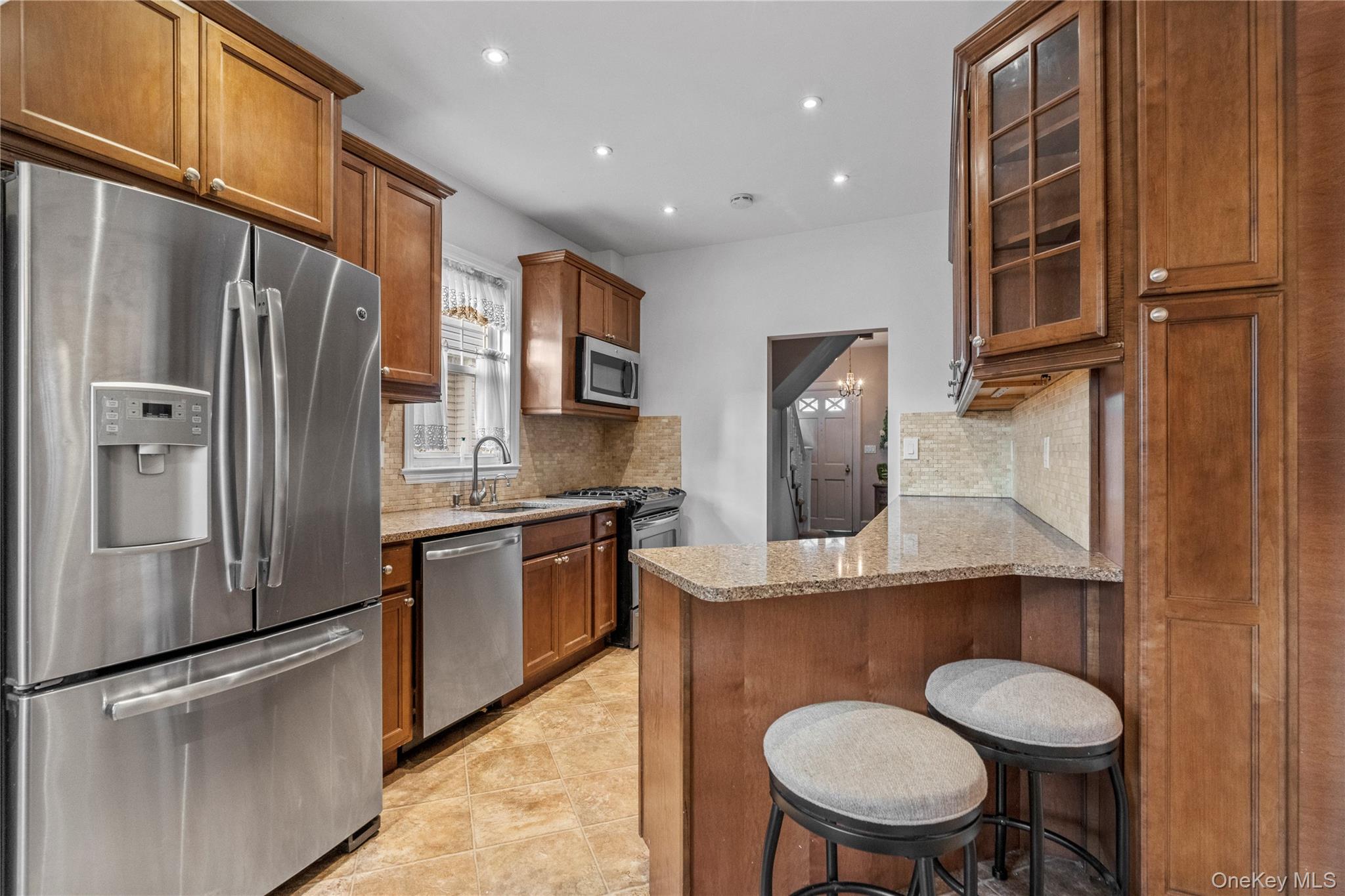 #6 photo, 20 Lincoln Street, New Rochelle , NY 10801