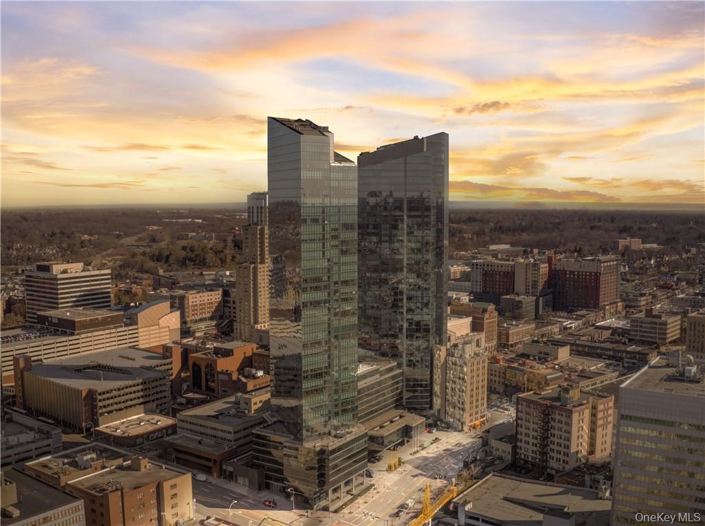 #14 photo, 1 Renaissance Square, White Plains , NY 10601