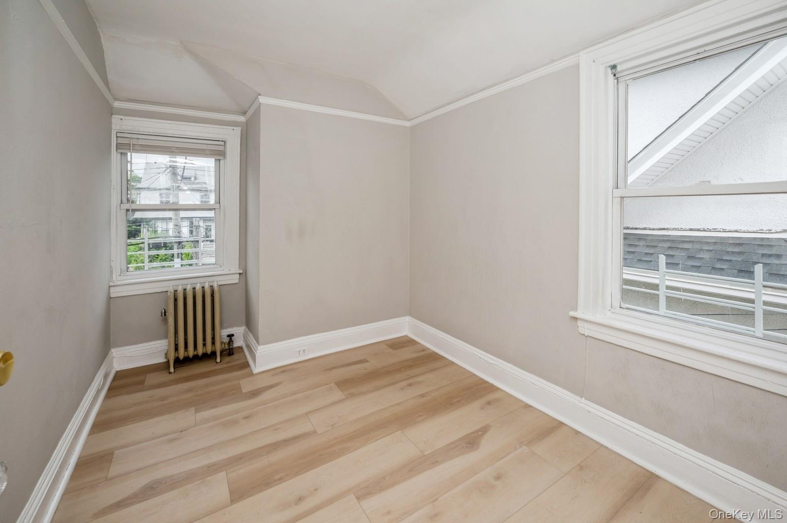 #9 photo, 435 S Columbus Avenue, Mount Vernon , NY 10553