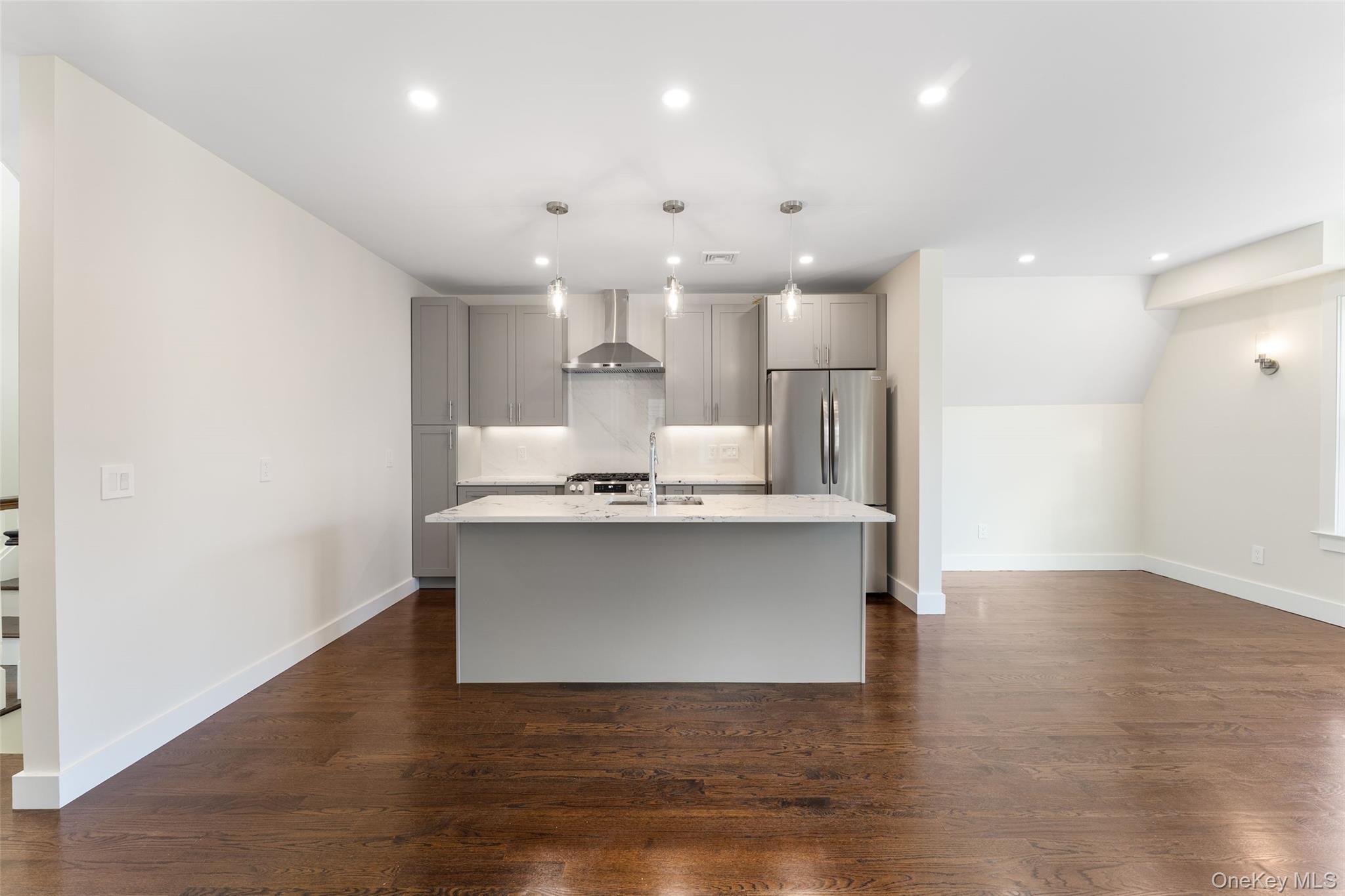 #2 photo, 15 Lincoln Avenue, Tuckahoe , NY 10707