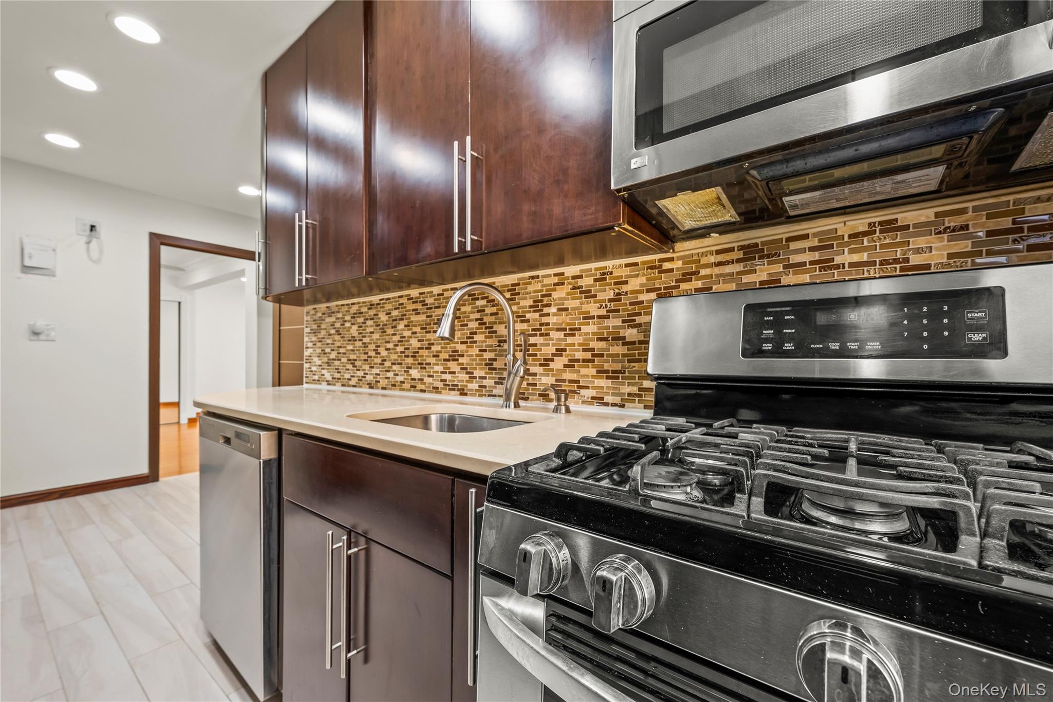 #10 photo, 10235 64th Road, Forest Hills , NY 11375