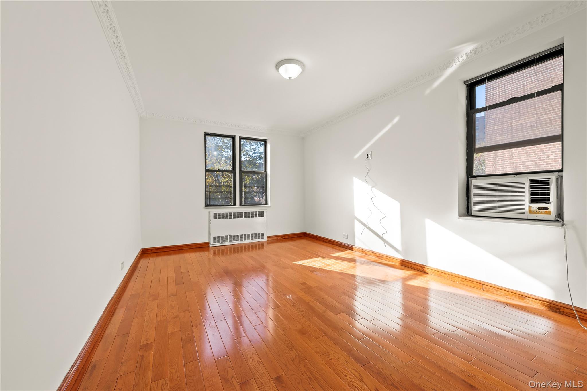 #17 photo, 10235 64th Road, Forest Hills , NY 11375