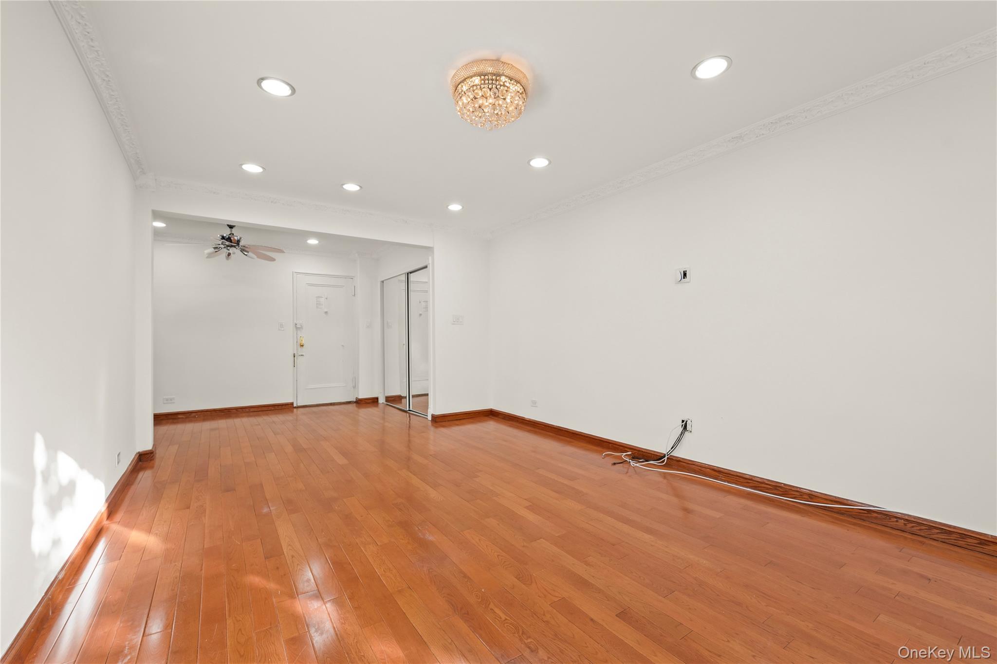 #3 photo, 10235 64th Road, Forest Hills , NY 11375