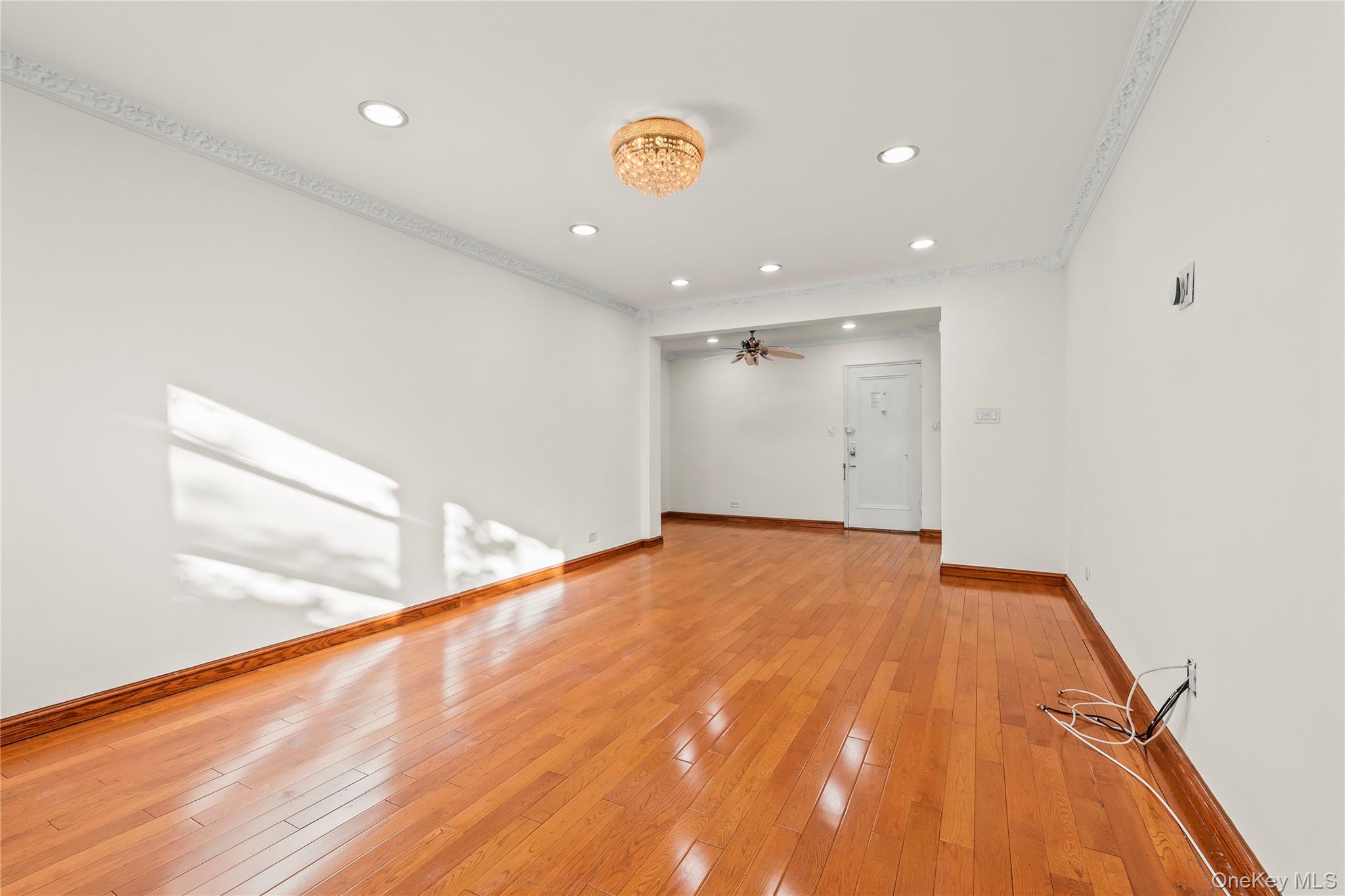 #7 photo, 10235 64th Road, Forest Hills , NY 11375