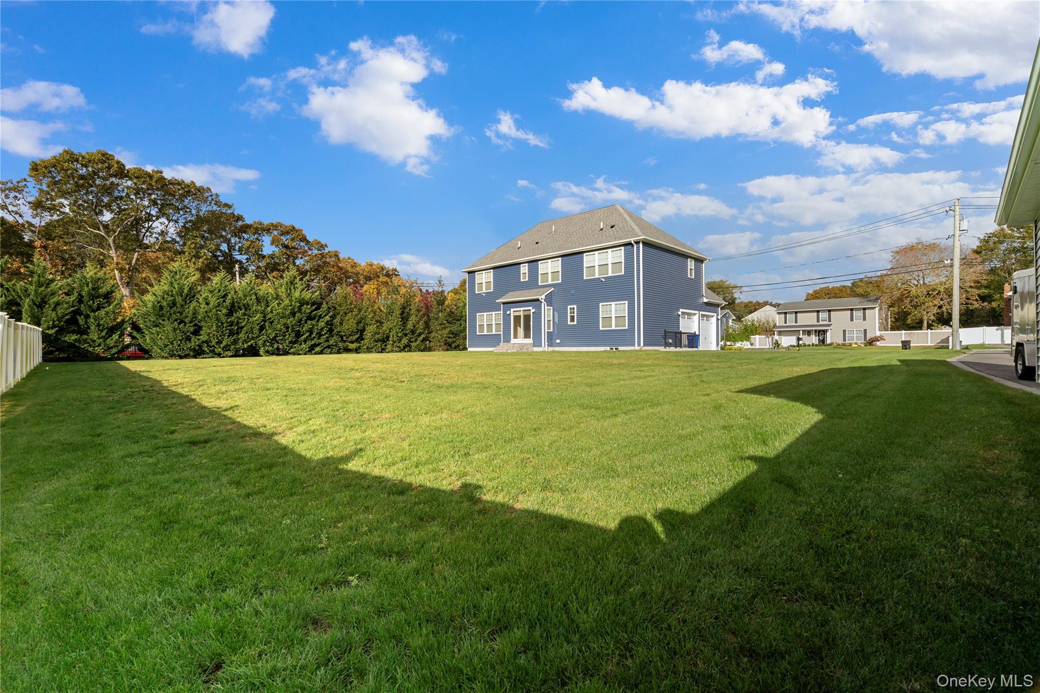 #3 photo, 60 Parsnip Pond Road, サフォーク郡 Lake Grove , NY 11755