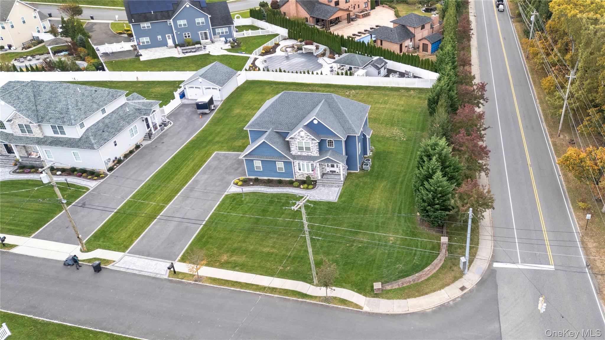 #8 photo, 60 Parsnip Pond Road, サフォーク郡 Lake Grove , NY 11755