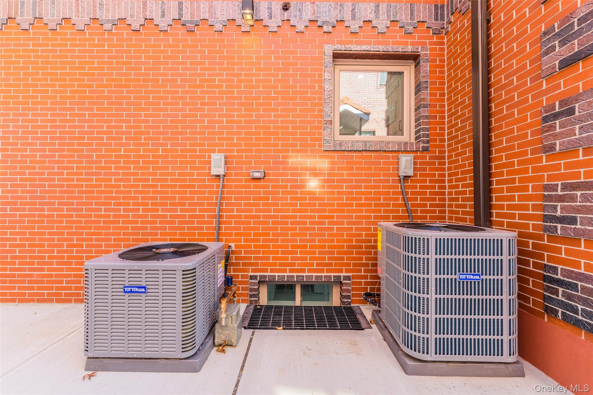 #20 photo, 4634 211th Street, Bayside , NY 11361