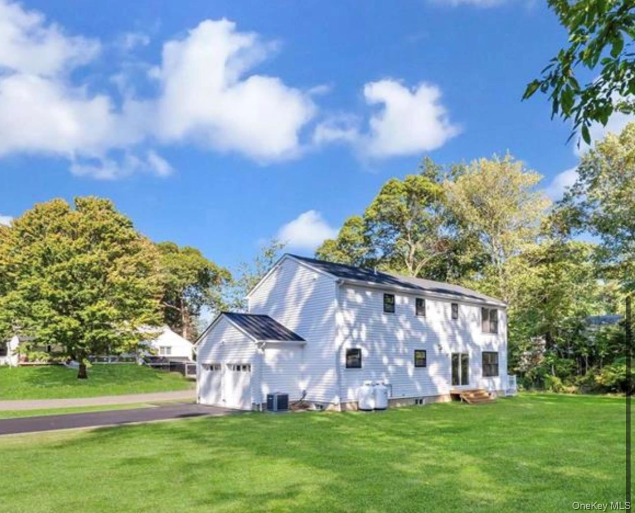 #11 photo, 34 Huyler Road, サフォーク郡 East Setauket , NY 11733