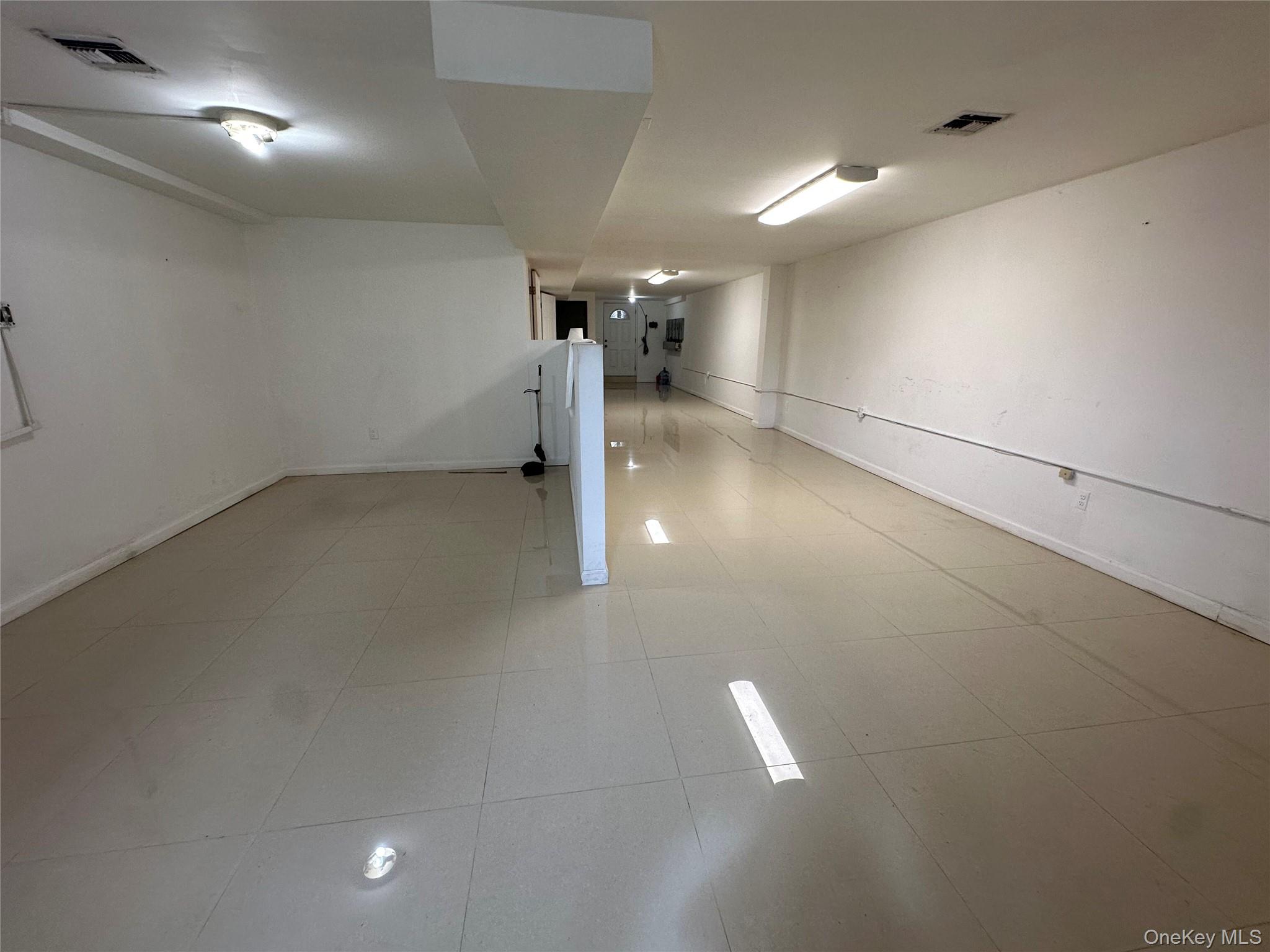 #2 photo, 19818 47th Avenue, クイーンズ区 Flushing , NY 11358