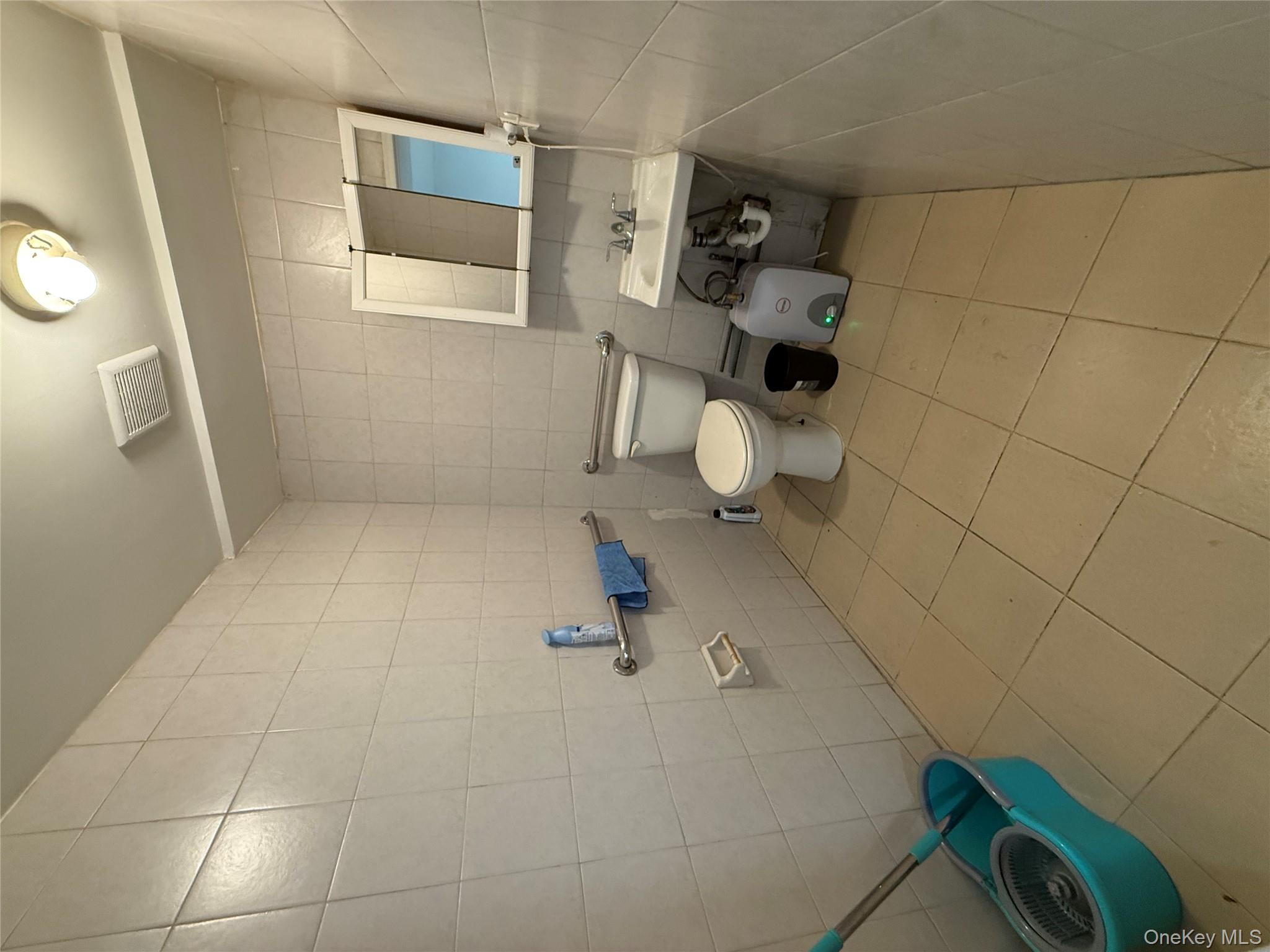 #5 photo, 19818 47th Avenue, クイーンズ区 Flushing , NY 11358