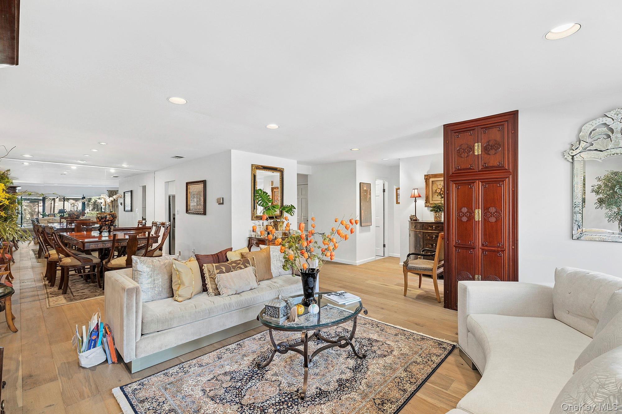 #4 photo, 34 Pheasant Run, ナッソー郡 Roslyn , NY 11576