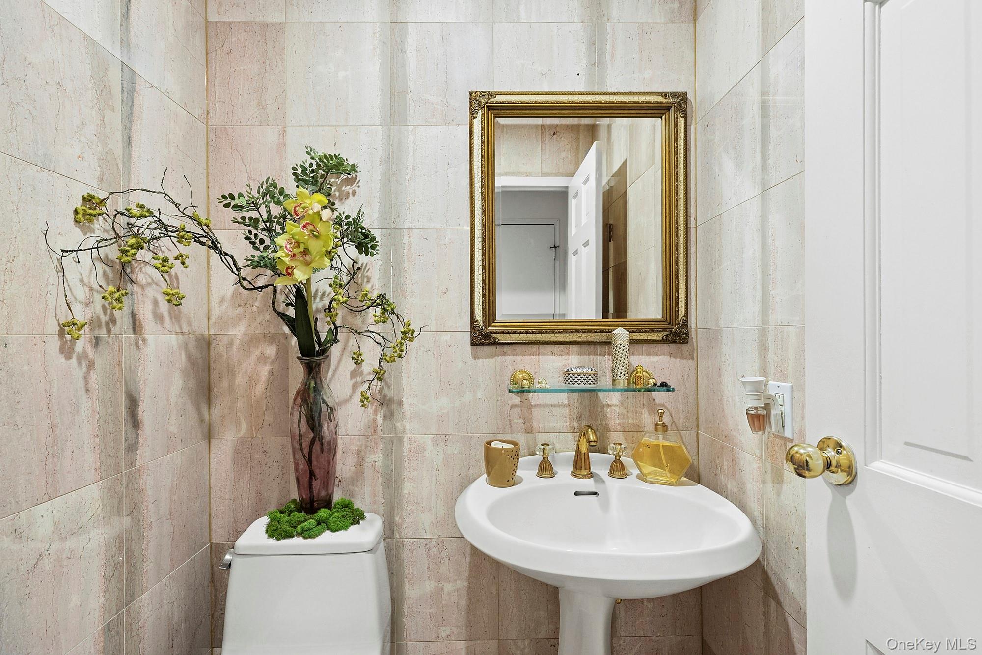 #8 photo, 34 Pheasant Run, ナッソー郡 Roslyn , NY 11576