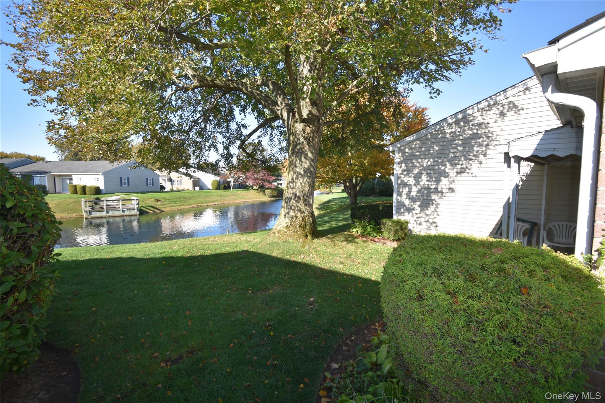 #2 photo, 44 Harbor Road, サフォーク郡 Amityville , NY 11701