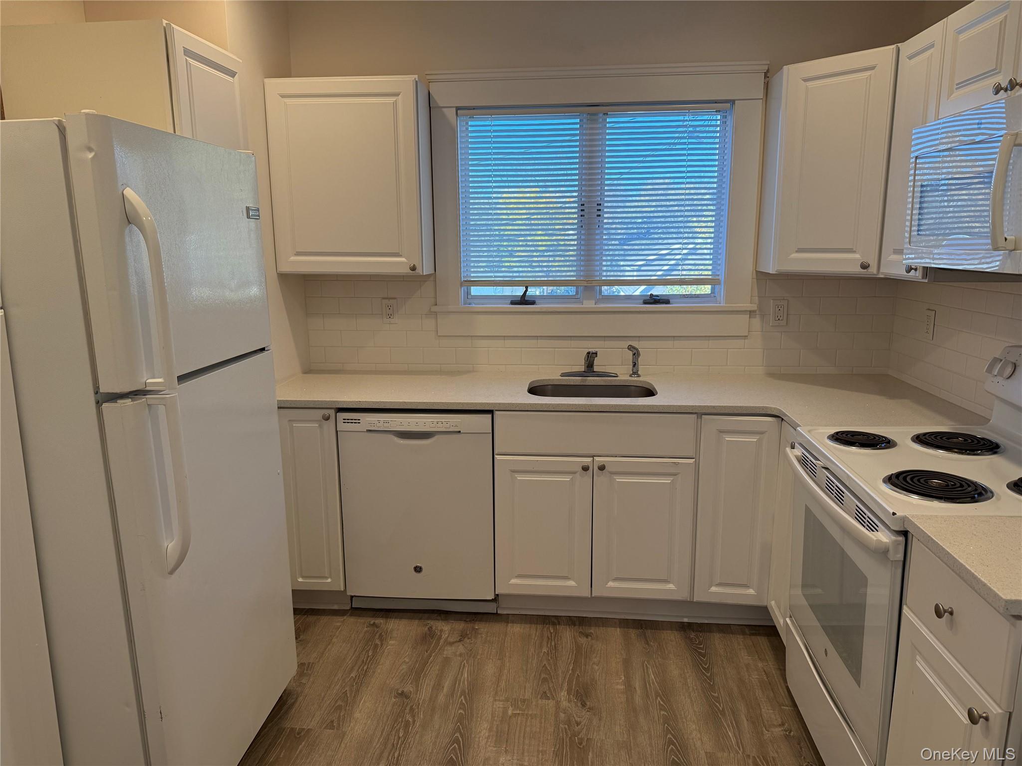 #1 photo, 593 Main Street, Islip , NY 11751