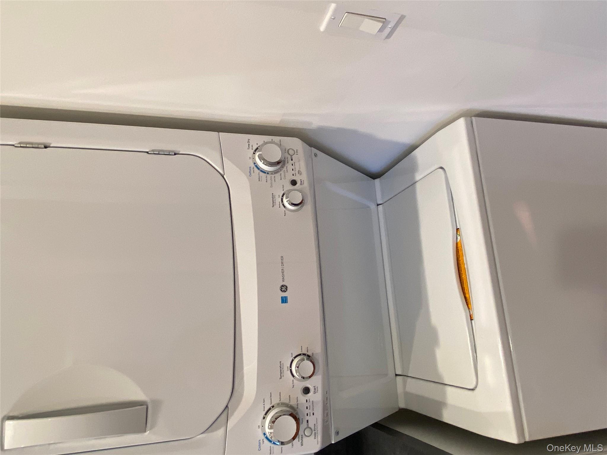 #5 photo, 593 Main Street, Islip , NY 11751