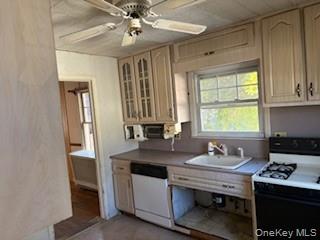 #10 photo, 163 Massachusetts Avenue, Massapequa , NY 11758