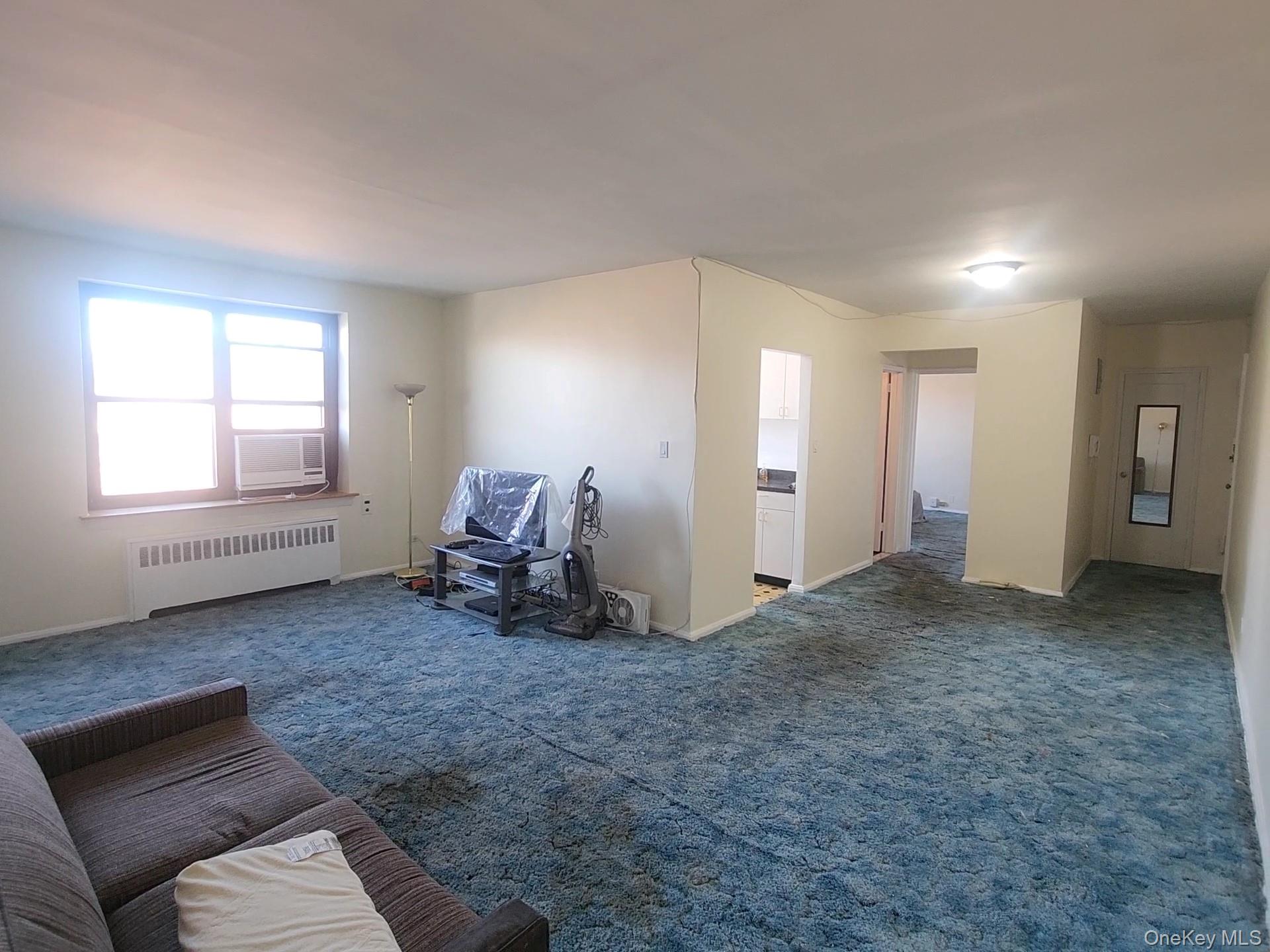 #6 photo, 90-09 Northern Boulevard, クイーンズ区 Jackson Heights , NY 11372