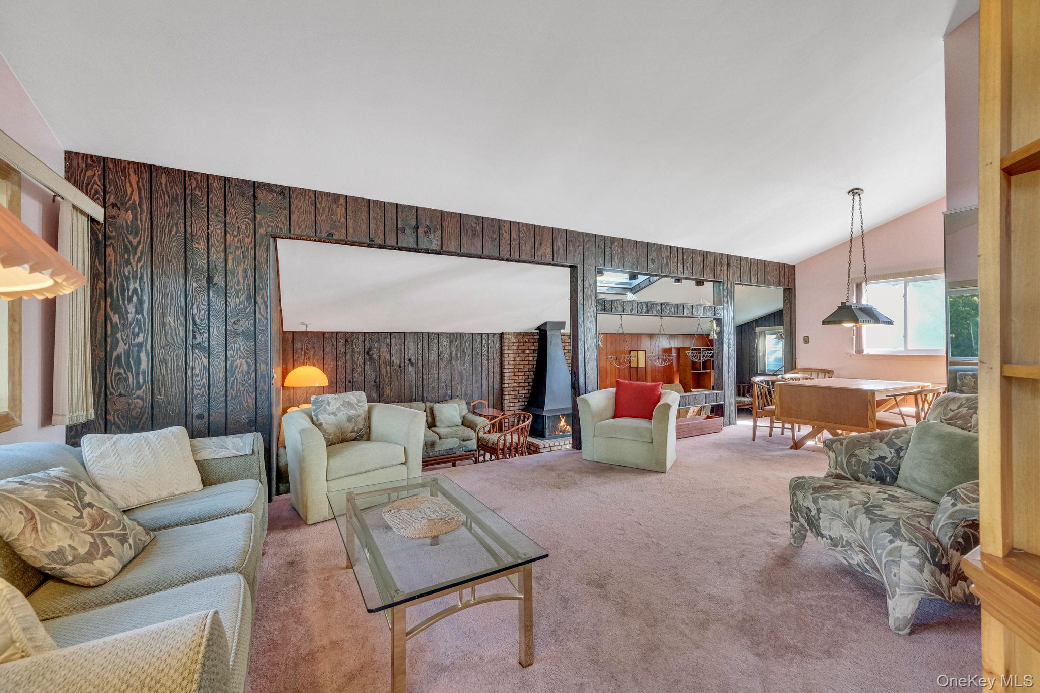 #4 photo, 236 New York Avenue, Bay Shore , NY 11706