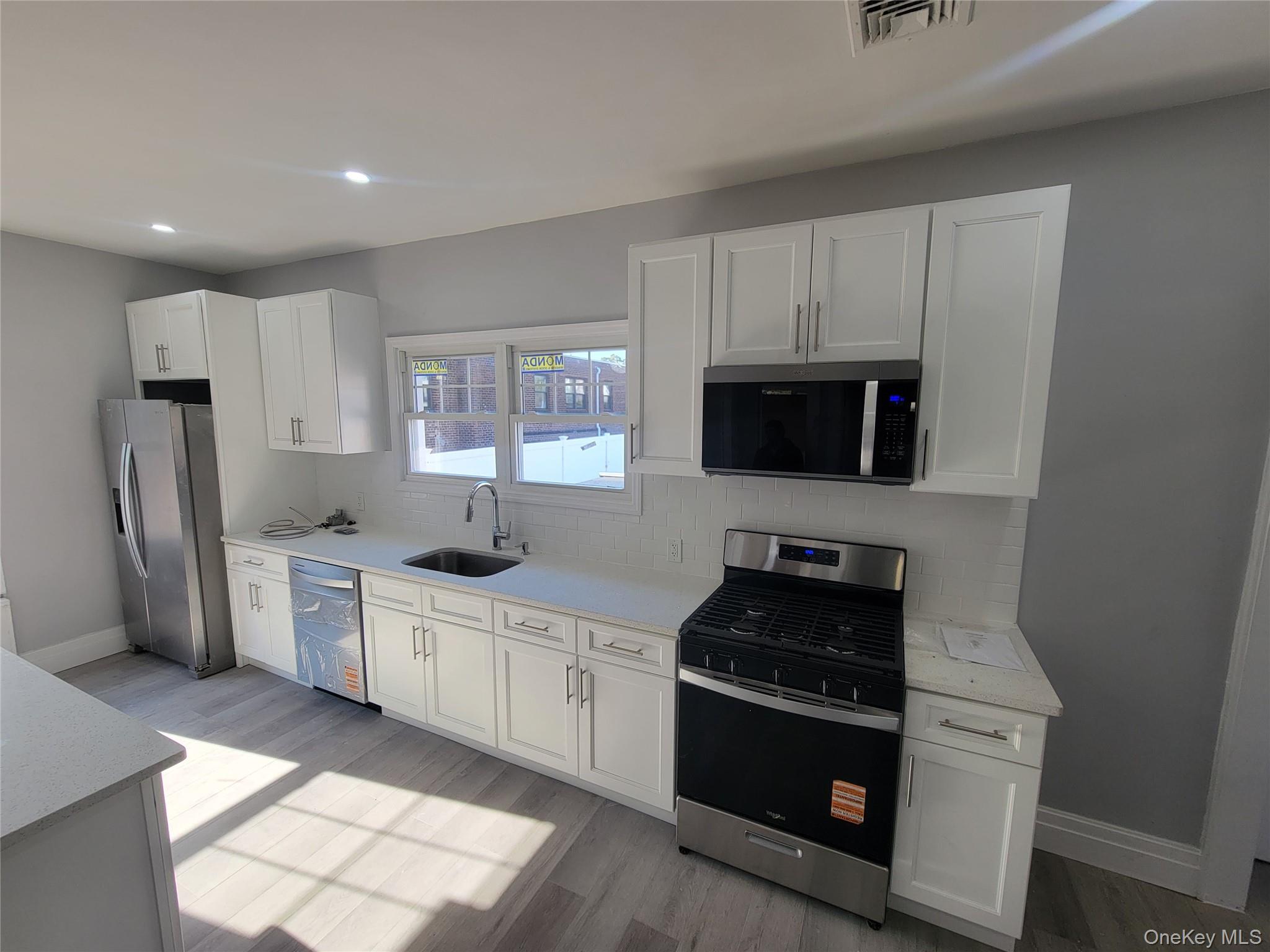 #11 photo, 315 Mill Road, ナッソー郡 Hewlett , NY 11557