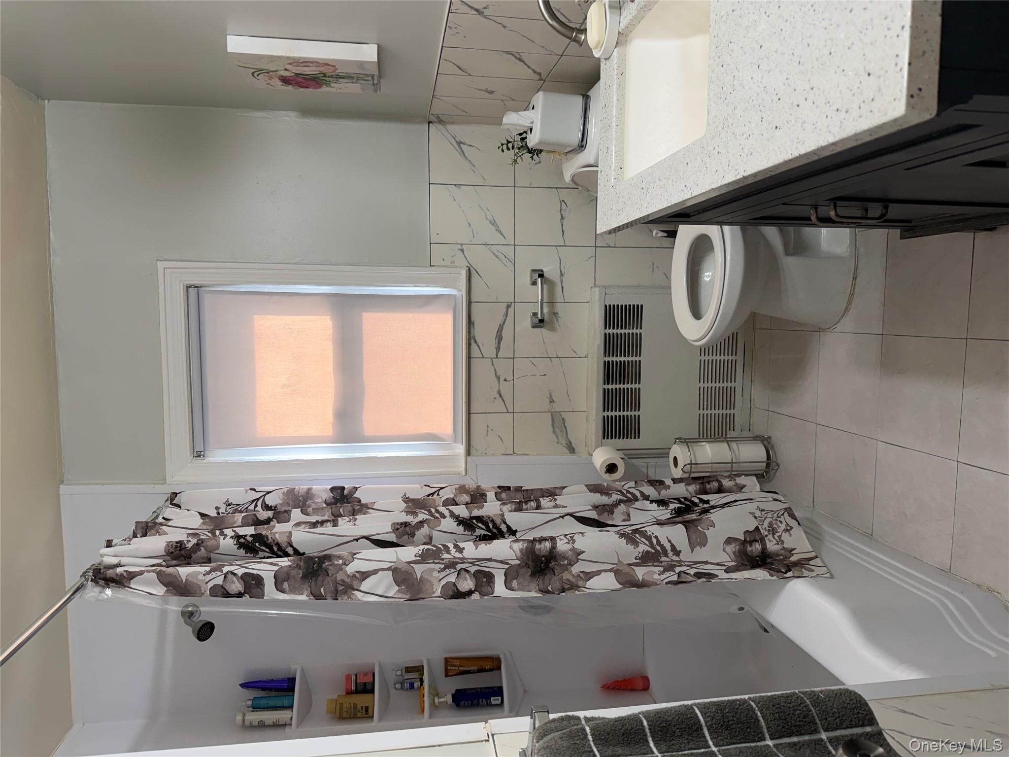 #5 photo, 15721 98th Street, Howard Beach , NY 11414