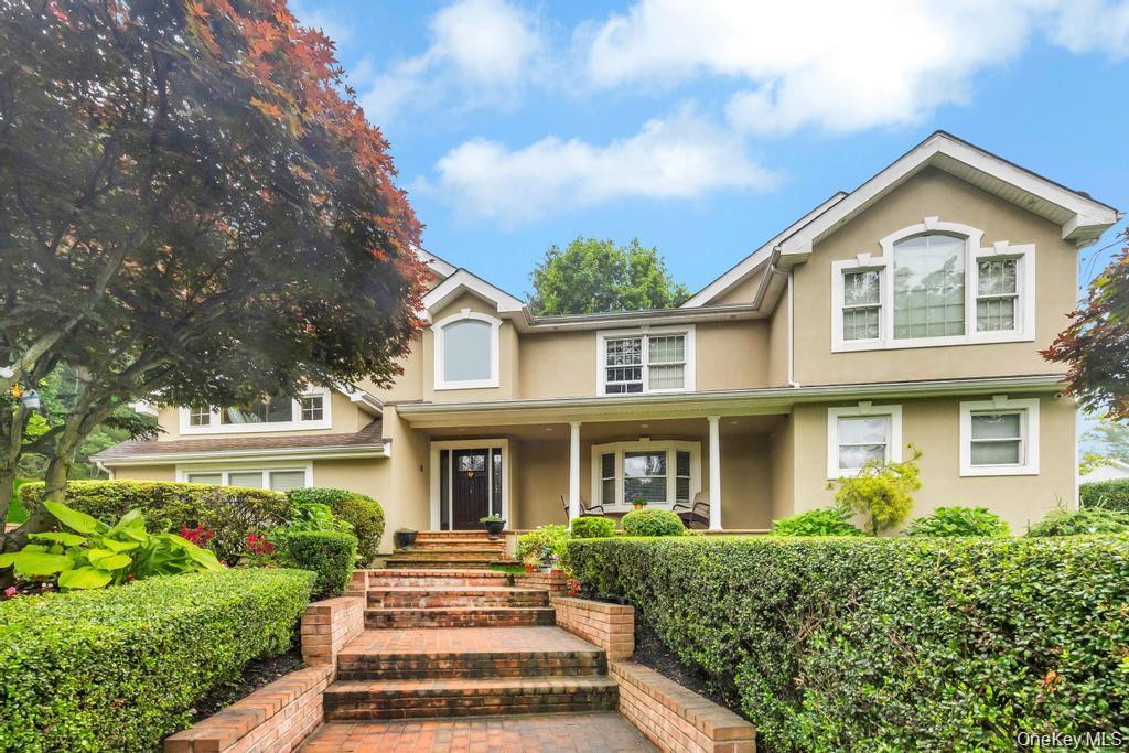 #1 photo, 4 2nd Street, Woodbury , NY 11797