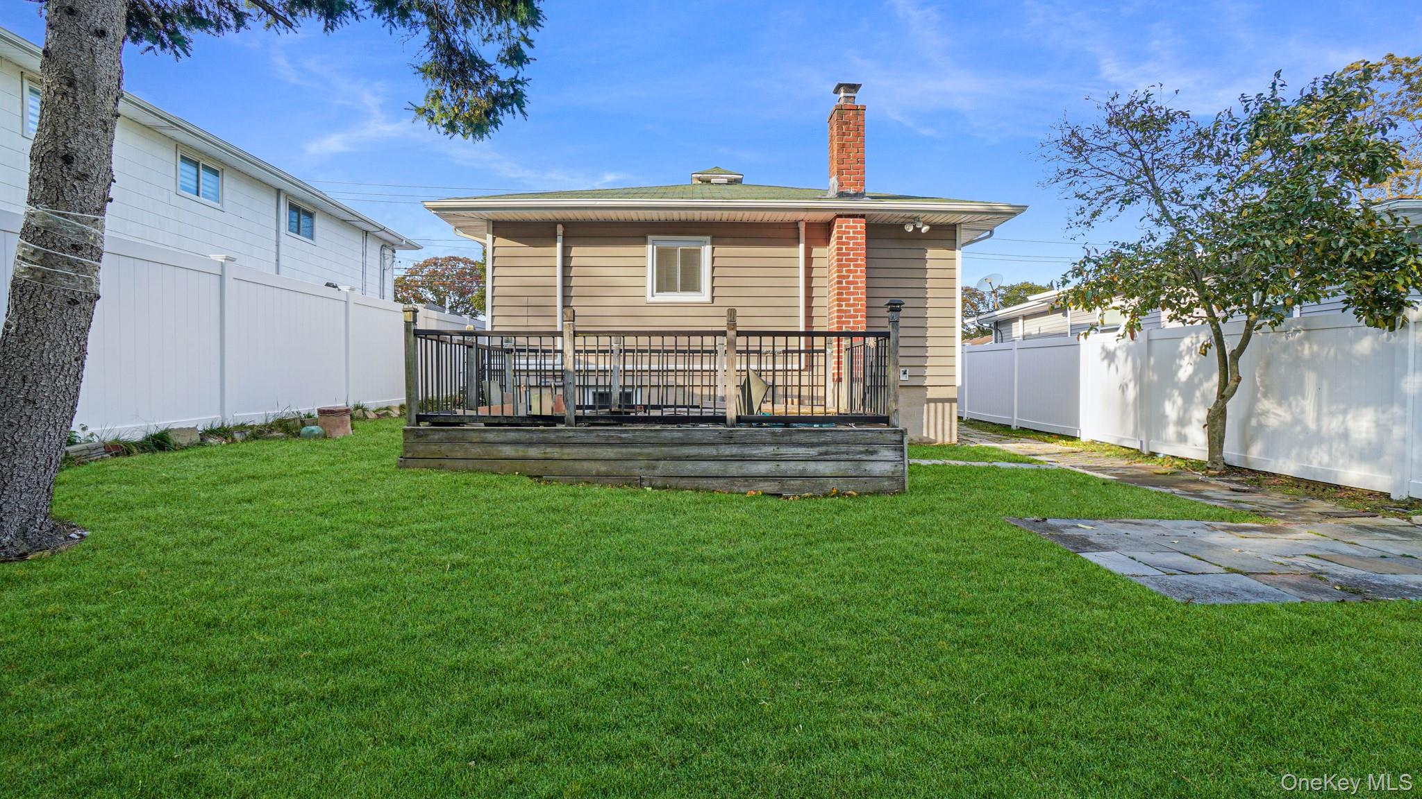 #20 photo, 416 Fir Grove Road, Lake Ronkonkoma , NY 11779