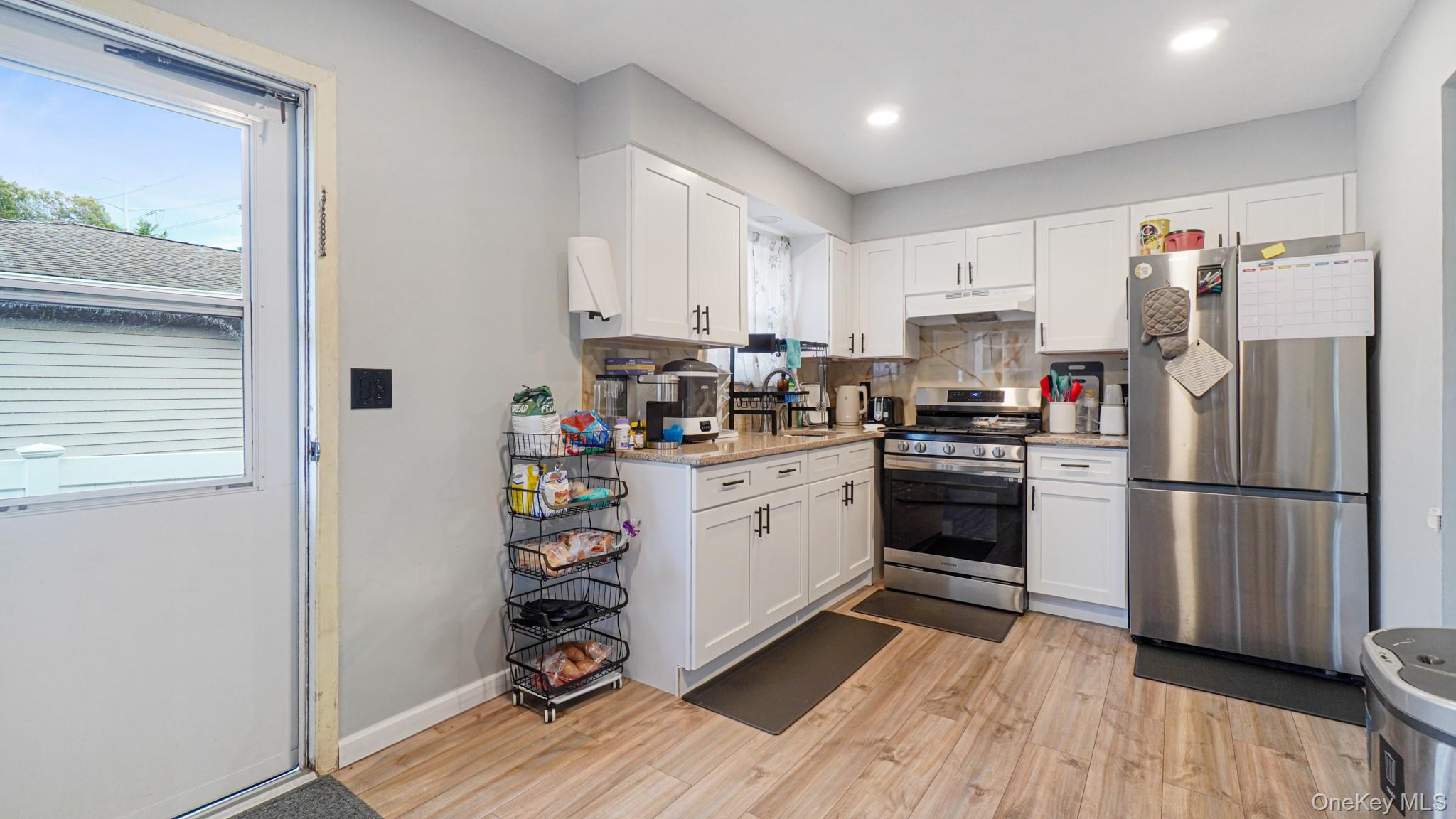 #7 photo, 416 Fir Grove Road, Lake Ronkonkoma , NY 11779