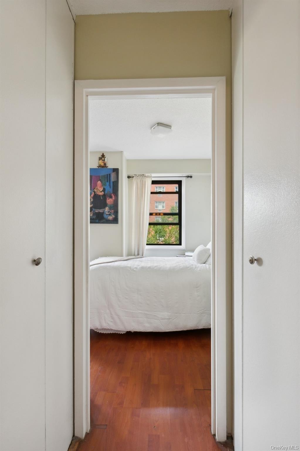 #5 photo, 39-60 54th Street, Woodside , NY 11377