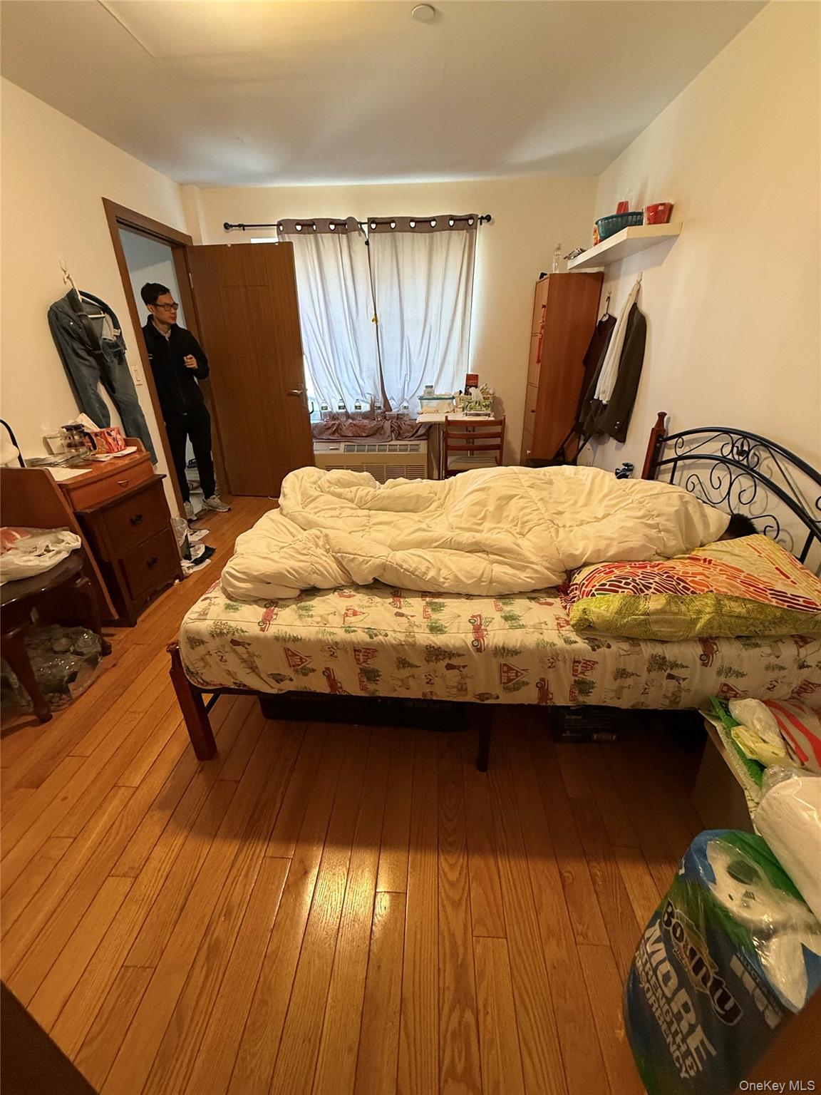 #4 photo, 37-17 111 Street, Corona , NY 11368