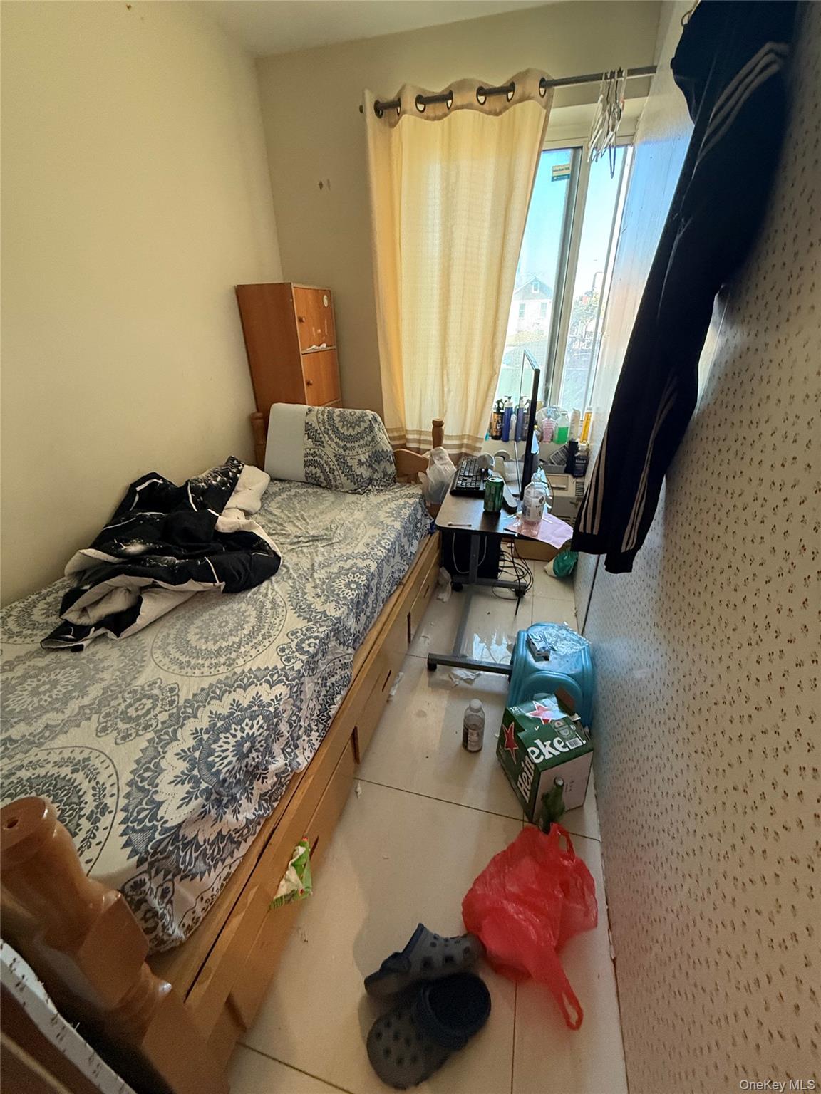 #6 photo, 37-17 111 Street, Corona , NY 11368