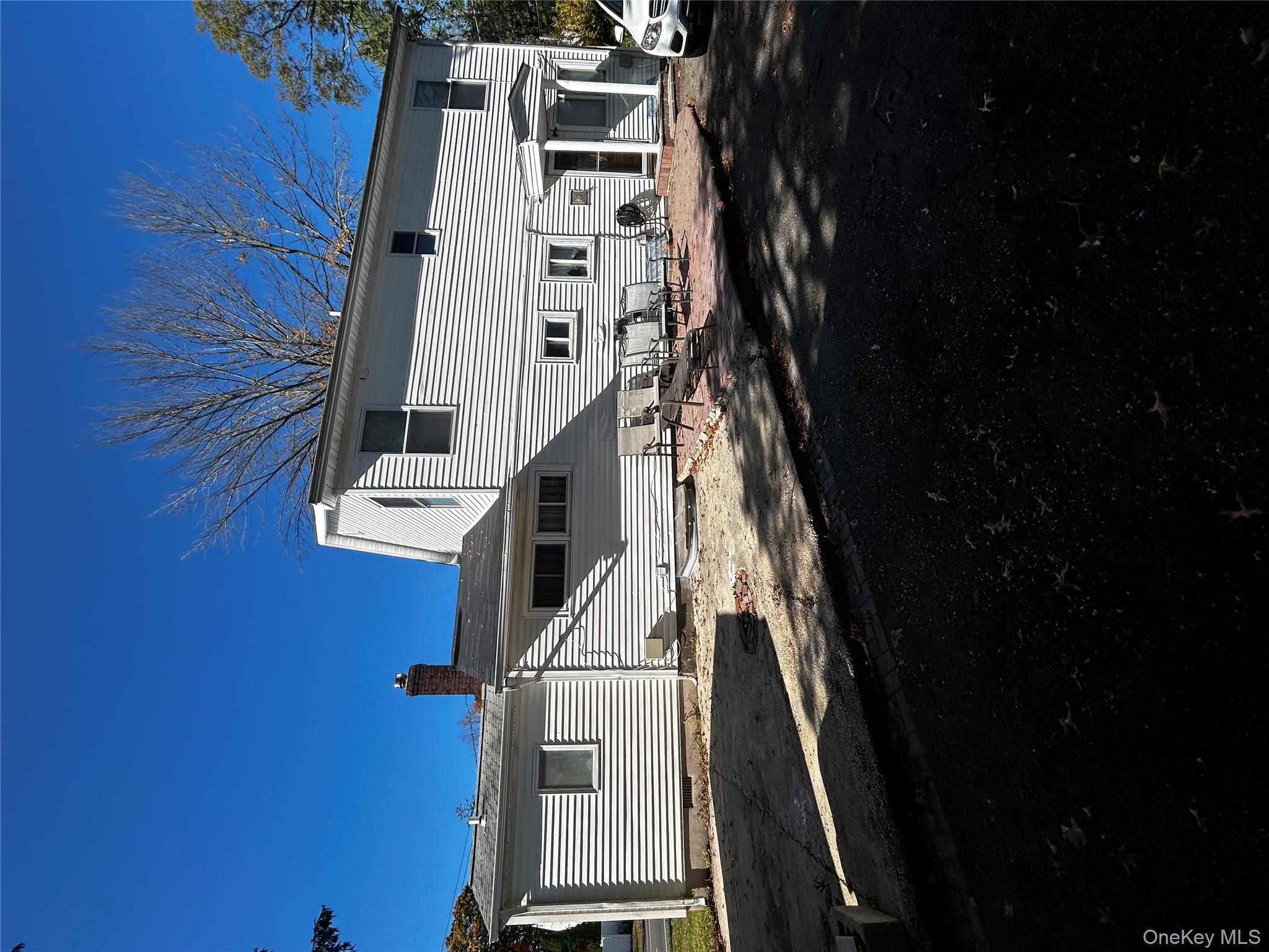 #19 photo, 500 Oakwood Road, South Huntington , NY 11743