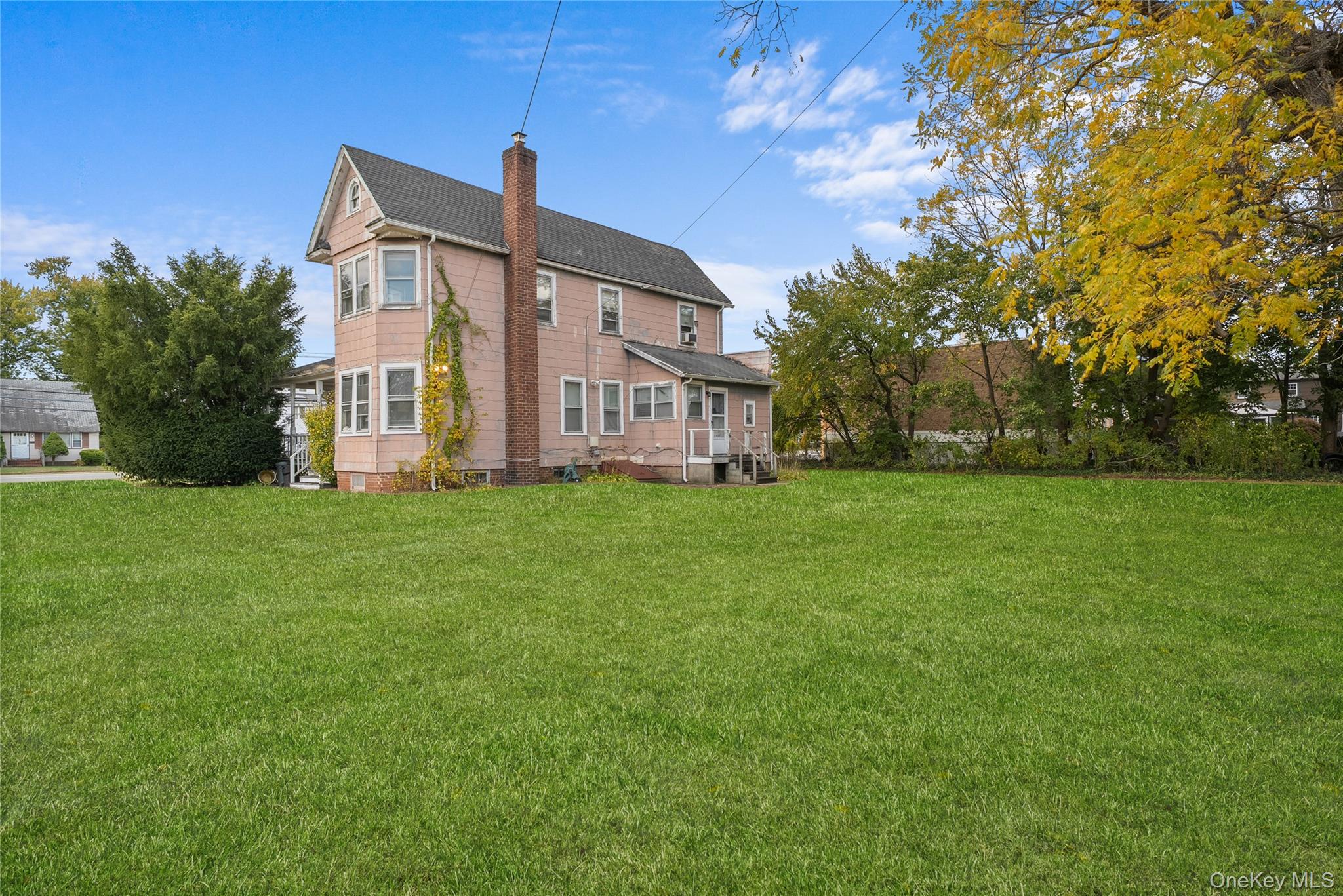 #6 photo, 135 Merritts Road, Farmingdale , NY 11735