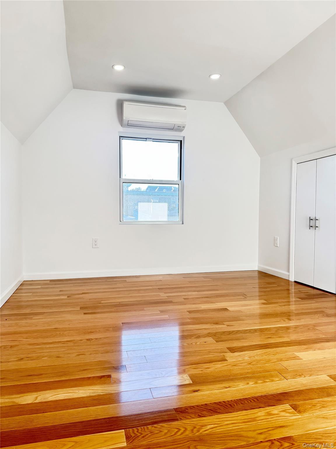 #9 photo, 87-44 89 Street, クイーンズ区 Woodhaven , NY 11421