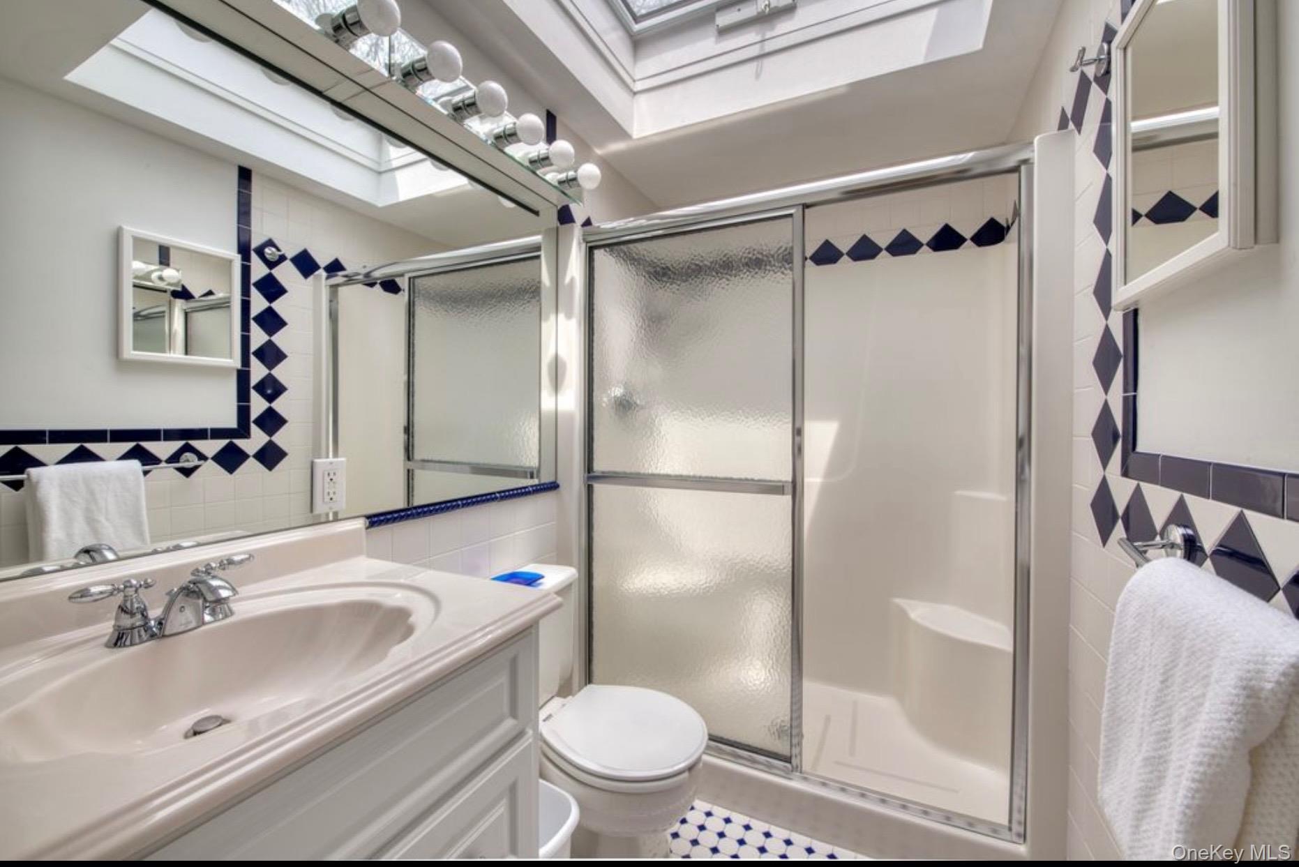 #12 photo, 17 Lyme Lane, East Hampton , NY 11937